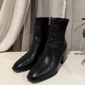 Vanna Black Leather Ankle Boots, Zipper | Block Heel